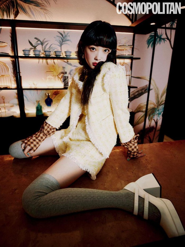 Artis muda berbakat ini juga telah mengantongi beberapa penghargaan. Salah satunya sebagai Best New Actress di ajang Buil Film Awards dan Korean Film Writers Association Awards./ Foto: instagram.com/leeyoum262