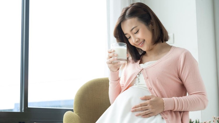 Ibu Hamil Minum Susu Ibu Hamil Minum Susu