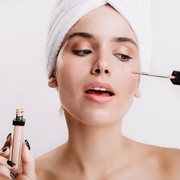 6 Daftar Kesalahan Pakai Concealer Ini Bikin Makeup Jadi Kurang Maksimal, Kamu Suka Lakukannya?
