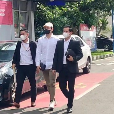 Polisi Ungkap Indra Kenz Laporkan Youtuber Maru Nazara