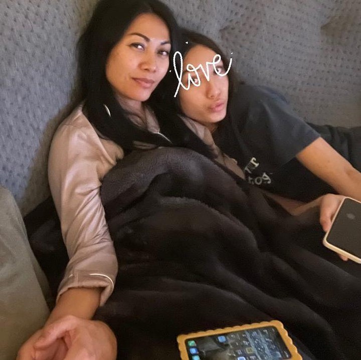 <p>Sebelumnya, Anggun tidak pernah memperlihatkan wajah cantik Kirana. Hal itu dia lakukan untuk menjaga privasi sang putri. (Foto: Instagram @anggun_cipta)</p>