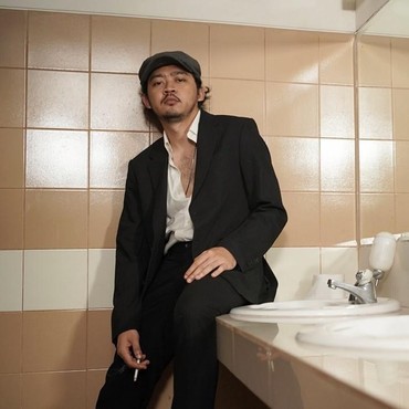 Lirik Lagu Please Baby Please - Pamungkas