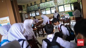 DPRD: PTM 100 Persen Sekolah di Jakarta Dimulai 1 April