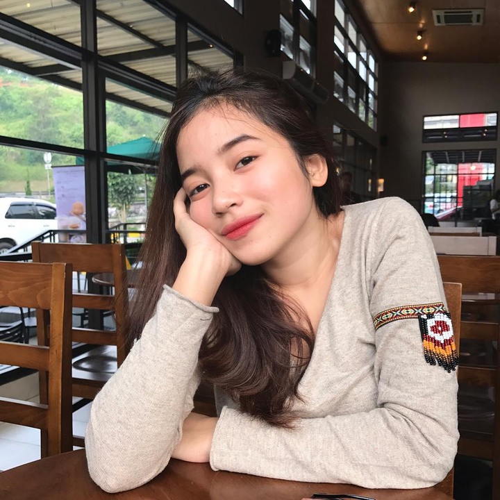 <p>Untuk menghindari hal tersebut, Putri Anjani membeberkan bahwa ayahnya cukup tegas soal jam malam. (Foto: Instagram @anjanyjrw)<br /><br /><br /></p>