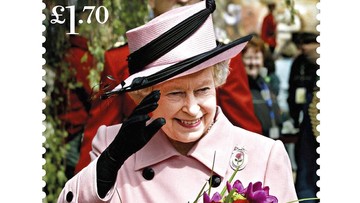 RATU ELIZABETH II DESAK DIANA SEGERA CERAI DARI CHARLES?