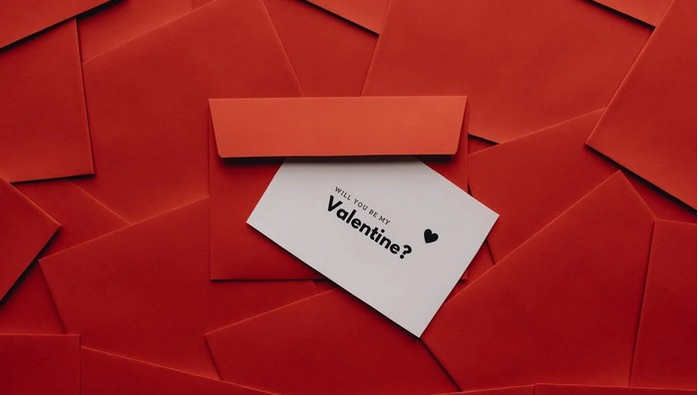 Jelang Valentine, 3 Hal Ini Biasanya Akan Sering Kamu Jumpai di Mana-mana