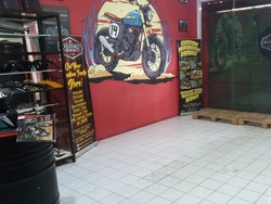 Bengkel Custom di Depok Dibobol Maling, 4 Motor hingga Knalpot Raib!
