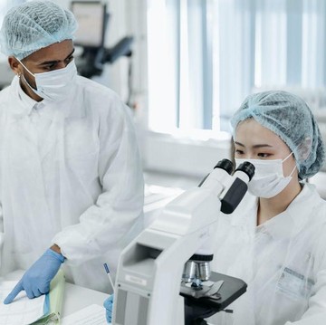 img-title 3 Fakta Terbaru Covid-19 Varian Omicron, Lama Menempel pada Benda sampai Menular Lebih Cepat!