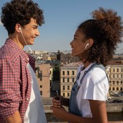 5 Lagu yang Wajib Kamu Dengerin Biar Nggak Insecure Lagi dan Bisa Mencintai Kekurangan Fisikmu