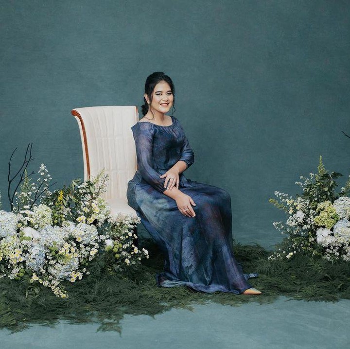 <p>"Senyum nya itu cantik banget Mbak Ayang," tulis seorang netizen. "Cantik and langsing," puji yang lain. (Foto: Instagram @doleytobing)</p>