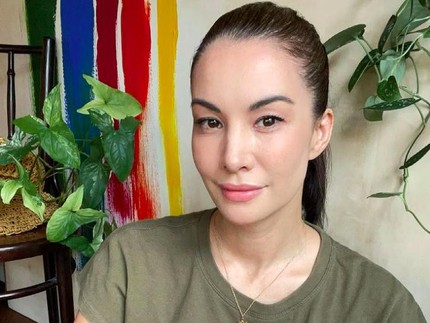 7 Potret Nadya Hutagalung Eks VJ MTV yang Masih Awet Muda di Usia 47 Tahun