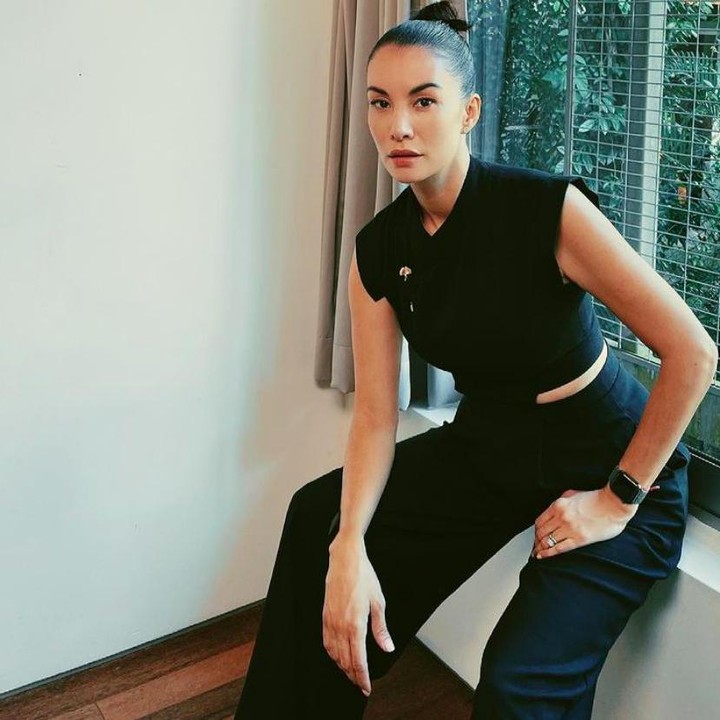 <p>Wanita kelahiran Sidney, Australia ini tak hanya menjadi VJ MTV, ia juga seorang model dan membintangi sejumlah iklan. (Foto: Instagram @nadyahutagalung)</p>