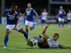 Liga 1 Tetap Jalan di Tengah Badai Omicron, Pemain Paling Terdampak