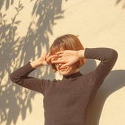 Pakai Makeup tapi Ingin Reapply Sunscreen? Ini 5 Cara yang Tepat Tanpa Bikin Berantakan