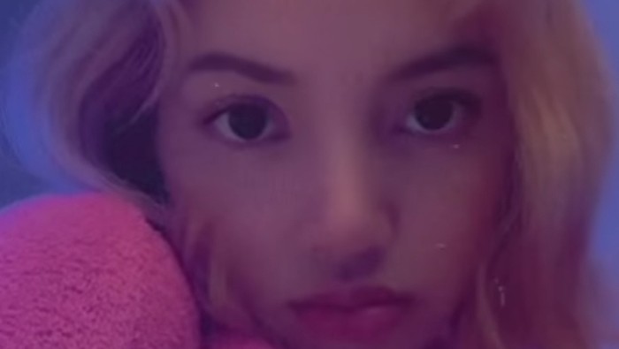 Pada Senin, (7/2) kemarin, nama Lisa 'BLACKPINK' jadi trending topik, karena unggahan foto terbaru di akun instagram pribadinya./ foto: instagram.com/lalalisa_m