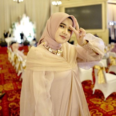 Penampilan Terbaru Tirani, Sosok Wanita yang Pernah Viral di Friendster