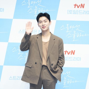 Choi Hyun Wook Dipastikan Bintangi Drama 'DP Season 2'