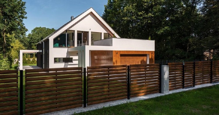 Bunda sedang mencari inspirasi desain rumah kayu modern mewah terbaru? Ada lima tren desain yang bisa jadi referensi. Mungkin bisa melihatnya di sini, Bunda.