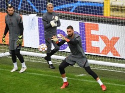 Donnarumma Buka Suara soal Persaingan dengan Navas di PSG