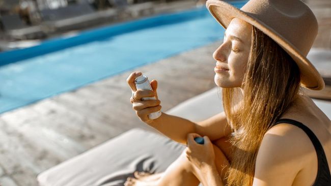 Produsen tabir surya atau sunscreen Banana Boat menarik kembali produk semprotan kulit kepala (spray scalp)nya.