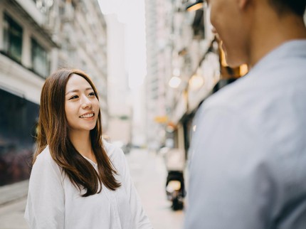 5 Zodiak Ini Mudah Jatuh Cinta pada Pandangan Pertama, Pisces Paling Bucin