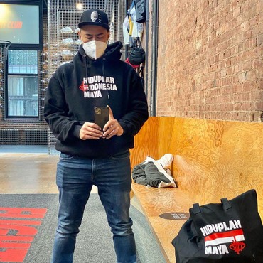 Pandji Pragiwaksono Sindir Alasan Kaesang Pangarep & Erina Naik Jet Pribadi