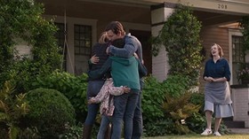 7 Rekomendasi Film tentang Adopsi Anak, Ada Instant Family