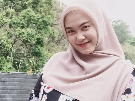 Terpopuler: Jojo Keong Racun Pilih Jadi Mahasiswi Biasa - Nama Bayi Perempuan Putri Raja