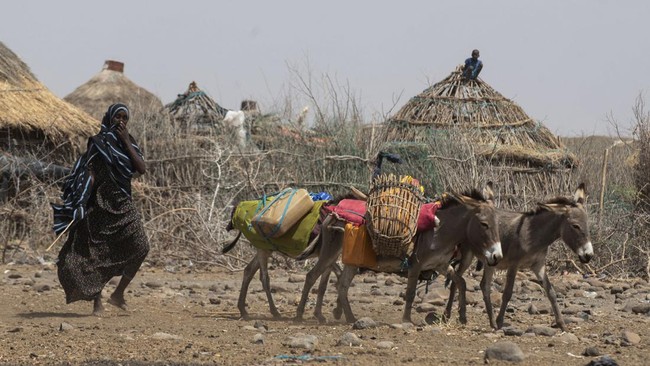 FOTO: Jutaan Orang Hadapi Kekeringan Terburuk di Ethiopia