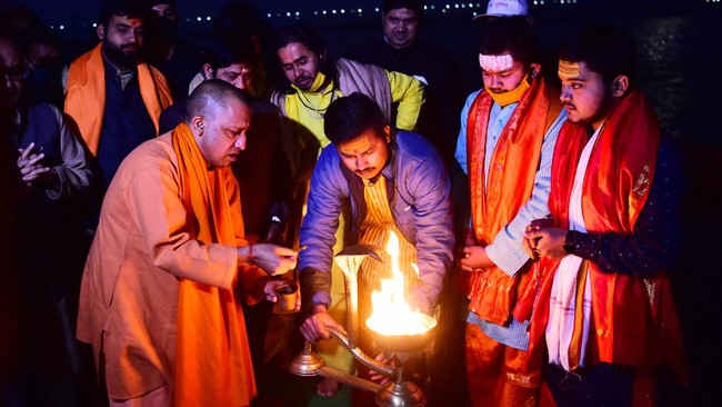FOTO: Sosok Pendeta Anti-Muslim yang Berpeluang Jadi PM India