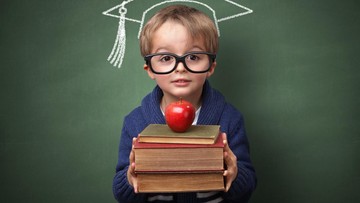 USIA IDEAL ANAK MULAI SEKOLAH FORMAL