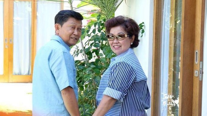 Bu Rudy Pemilik Sambal Bu Rudy