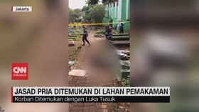 VIDEO: Jasad Pria Ditemukan di Lahan Pemakaman