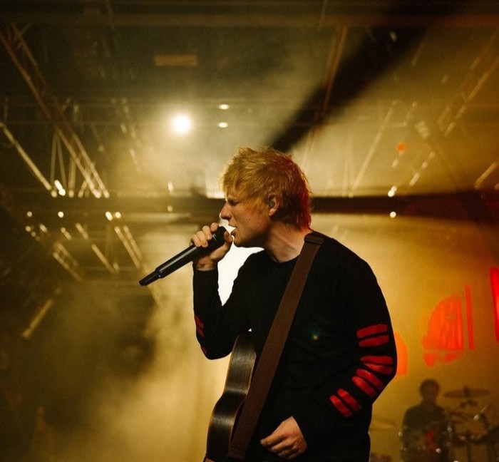 Karakter Ed Sheeran yang berzodiak Aquarius