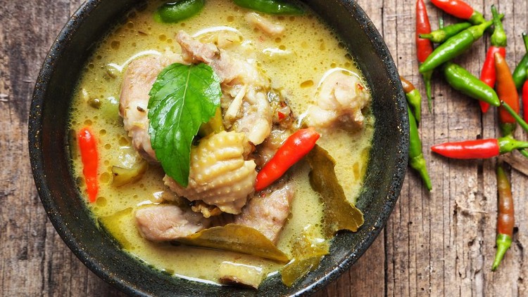 Resep Kari Ayam Cabe Hijau Resep Kari Ayam Cabe Hijau