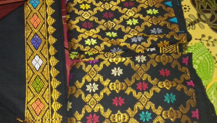 Mengenal Kain Tenun Sasak, Motifnya Dipakai di Sirkuit Mandalika!