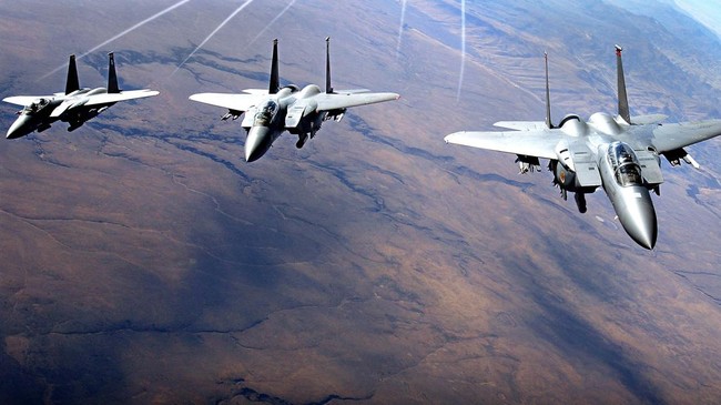 Amerika Serikat menyetujui penjualan jet tempur F-15 ke Indonesia. Jika pembelian terwujud, Indonesia bisa menyusul enam negara yang sudah menggunakan F-15.