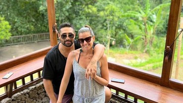 img-title Pernah Nikah Beda Agama dengan Jupe, Begini Kehidupan Gaston Castano Kini