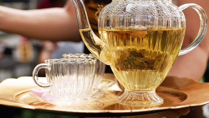 BeauPicks: 3 Toner Green Tea yang Bisa Bikin Kita Say Goodbye Jerawat dan Kulit Kusam