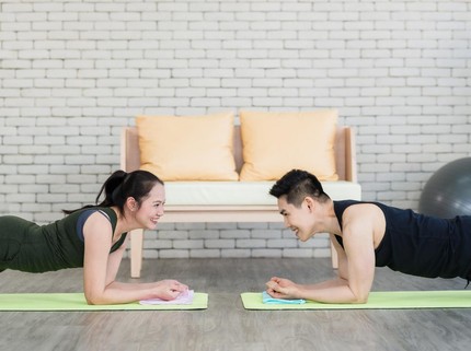 7 Latihan Fisik untuk Tingkatkan Stamina Seks dan Tingkatkan Peluang Orgasme