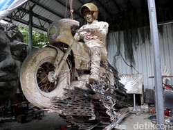 Patung Jokowi Motoran Bakal Jadi Ikon Wisata Baru Mandalika