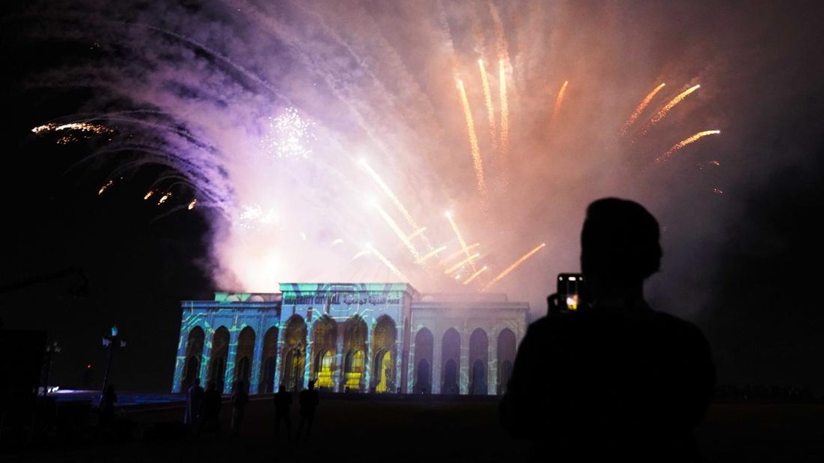 FOTO: Kelap-kelip Festival Cahaya Sharjah