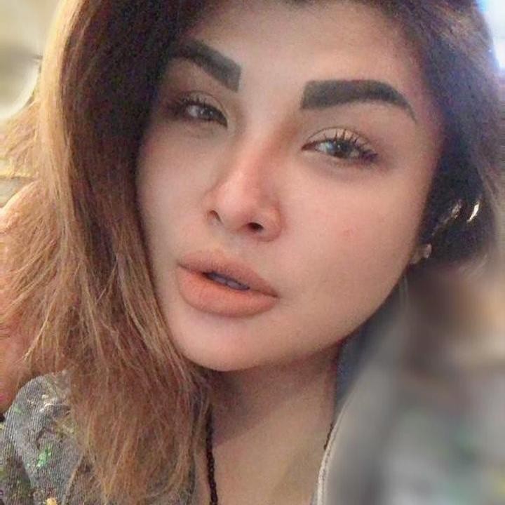 <p>Nania Yusuf juga dikabarkan sudah berpindah keyakinan sejak 2009 silam. Sebelumnya, musisi asal Jombang ini diketahui memeluk agama Islam. (Foto: Instagram @nania.yusuf)</p>