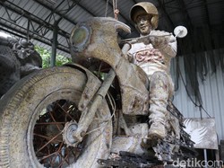Sambut MotoGP, Patung Jokowi Naik Motor Bakal Mejeng di Mandalika