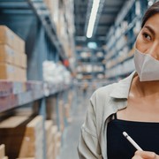 Ingin Kaya Raya dengan Bekerja di Luar Negeri? 4 Hal Ini Perlu Dipahami Terlebih Dahulu!