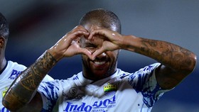 Hasil Liga 1: Persib Tekuk PSS, Da Silva Cetak Gol Perdana
