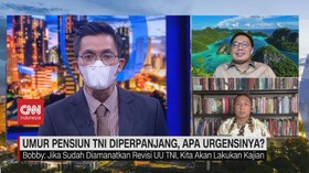 VIDEO: UMUR PENSIUN TNI DIPERPANJANG, APA URGENSINYA?