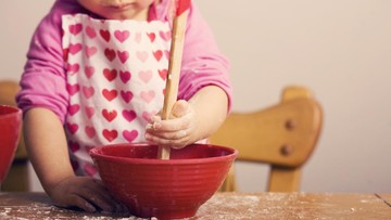 AKTIVITAS MENYENANGKAN RAYAKAN VALENTINE BERSAMA SI KECIL