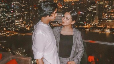 img-title Heboh Buku Nikah, Al Ghazali & Alyssa Daguise Ngakak Disebut Sudah Menikah Siri