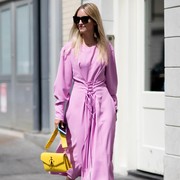 Instagramable! Ide Fashion Sambut Valentine's Day di Tengah Pandemi